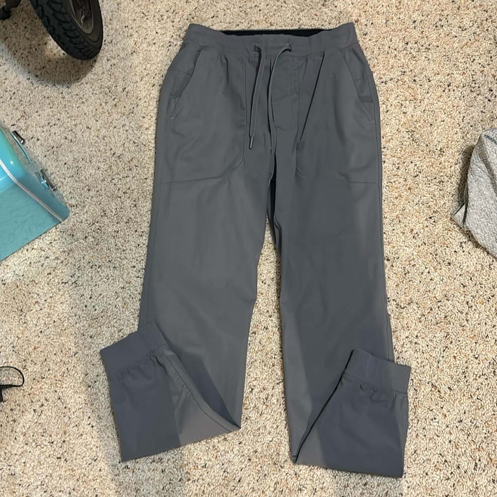 Lululemon joggers men’s small